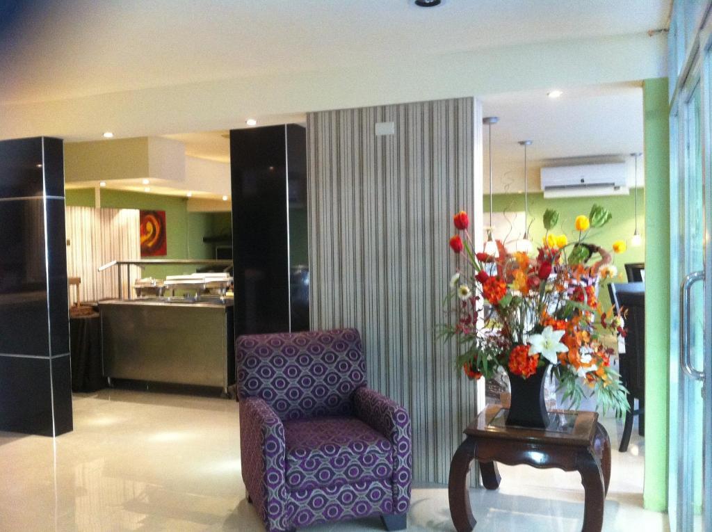 Hotel Francis Culiacan Exterior photo